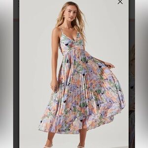 ASTR the label Blythe Floral Plisse Midi Dress